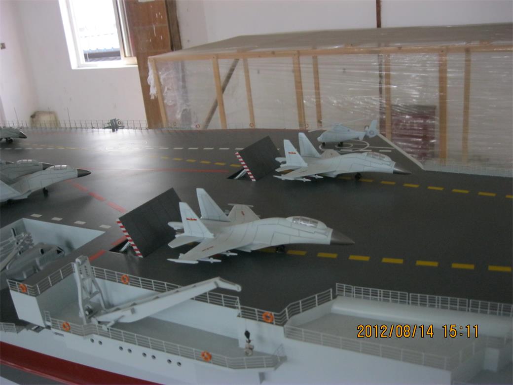 叙永县辽宁舰模型